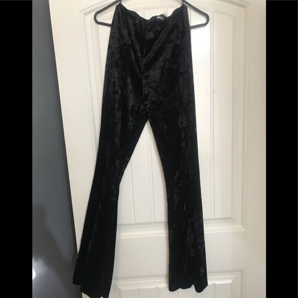 Valour Wide leg pants